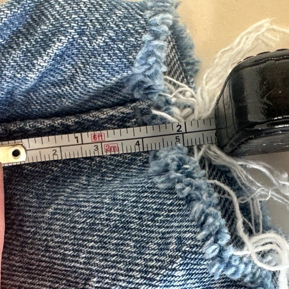 PacSun Women’s Vintage Denim Short, Blue Vintage Wash, Size 26 - Picture 6 of 6